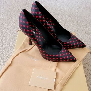 Evangeline Runway Michael Kors Collection Pumps